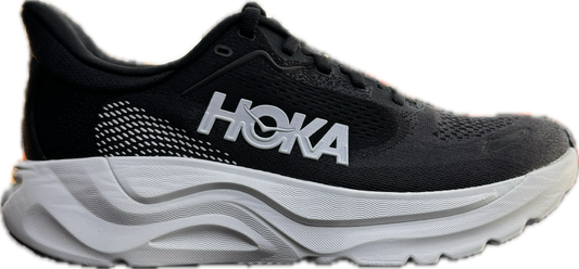 Hoka W Arahi 9